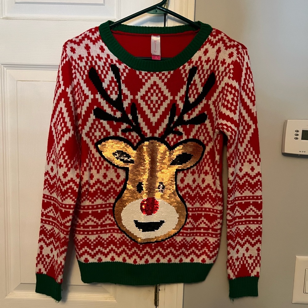 No Boundaries Rudolph Christmas Sweater, Med. GUC.
